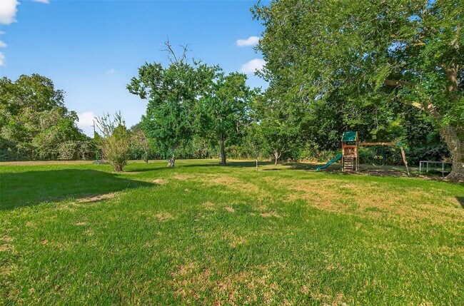 Foto del edificio - 6250 N Mallard Dr