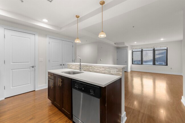 Building Photo - 1040 John F. Kennedy Blvd