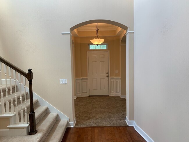 Foto del edificio - 6971 Tettenhall Ln