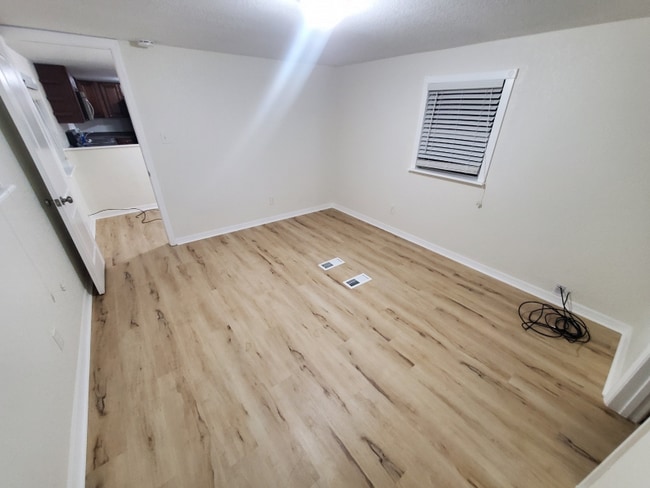 Building Photo - 262 Taho Cir