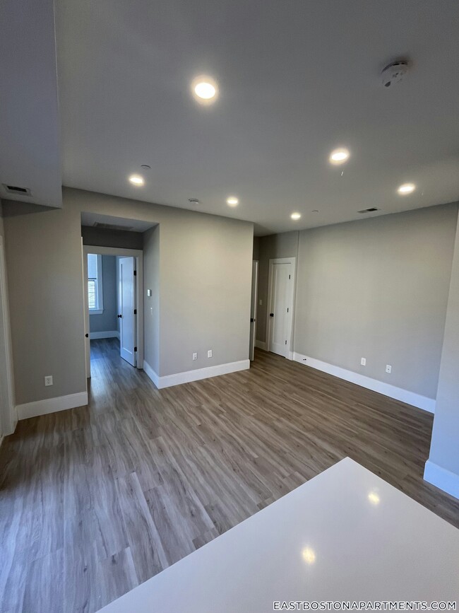 Building Photo - 66 Lubec St