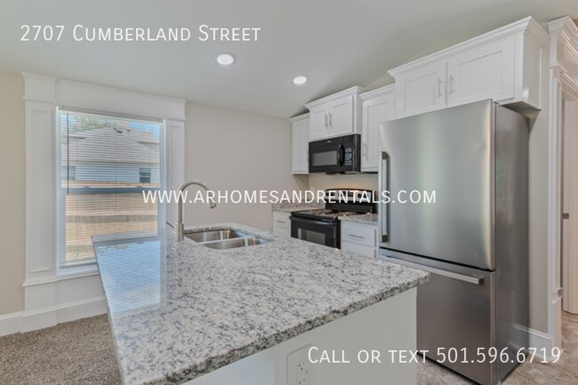 Building Photo - 2707 S Cumberland St