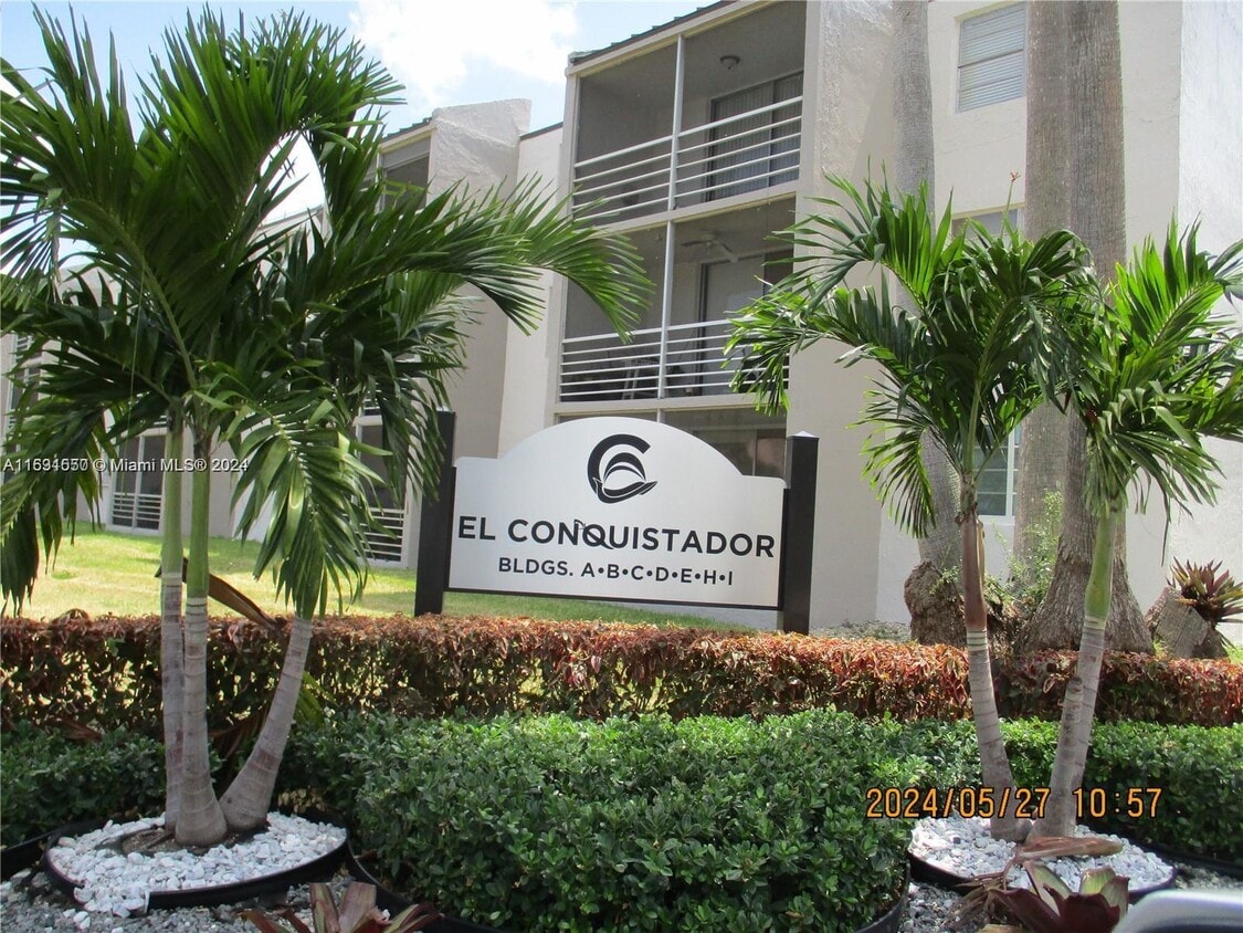 Primary Photo - 14150 SW 84th St