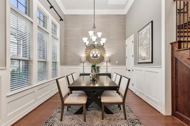 Foto del edificio - 2120 Park Pl Cir