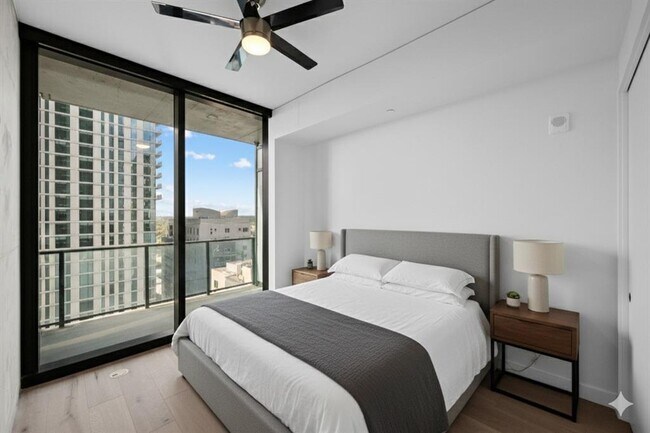 Foto del edificio - 610 Davis St