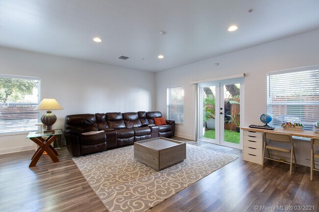 Foto del edificio - 2919 SW 30th Ct