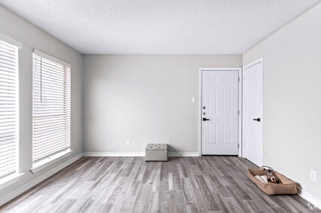 Interior Photo - The Stella