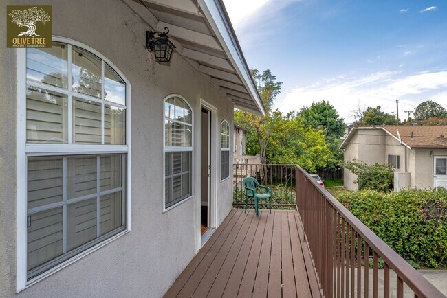 Foto del edificio - 194 Santa Anita Ct