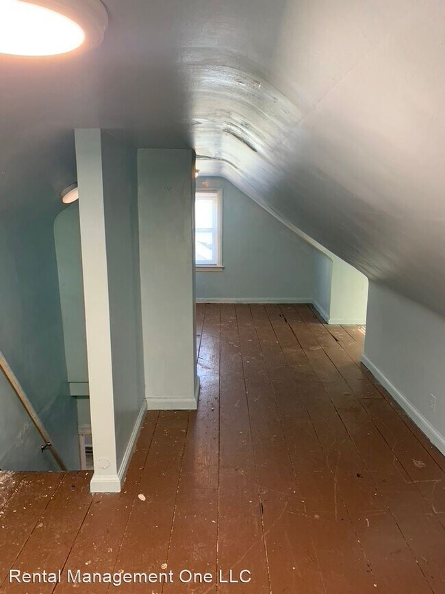 Foto del edificio - 2 br, 1 bath House - 5080 Anatole