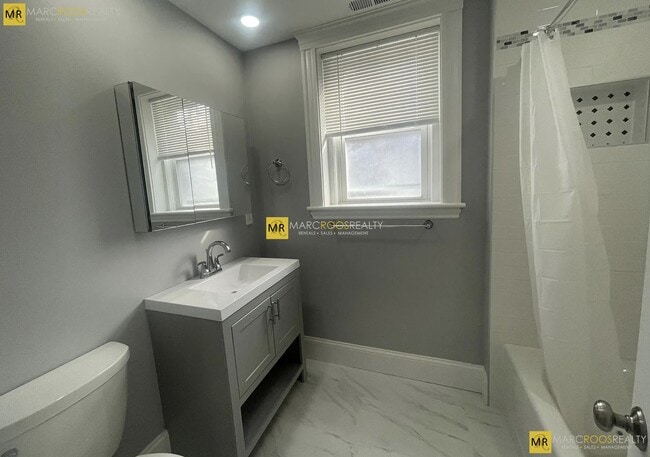 Foto del edificio - 78 Summer St