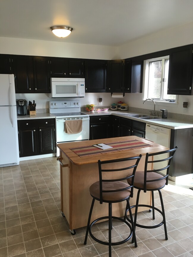 Kitchen - 1582 2nd St