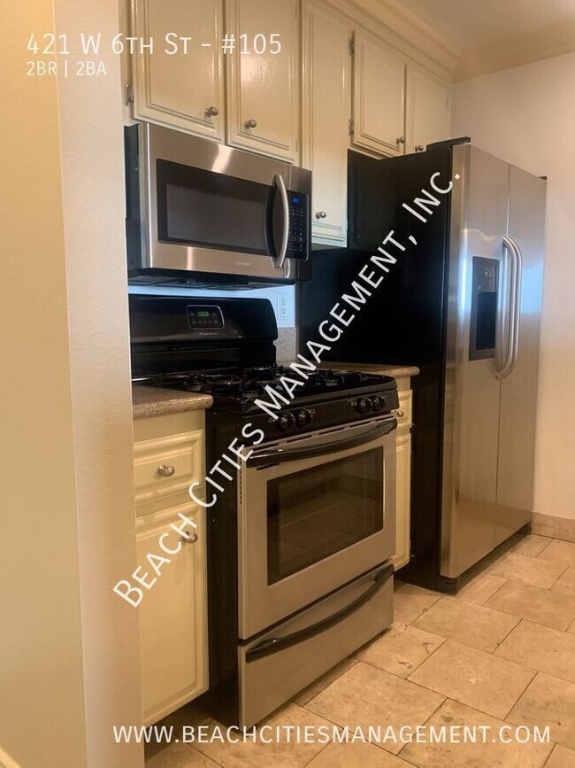 Foto del edificio - 421 W 6th St