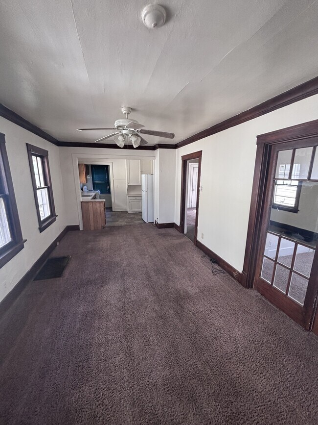 Foto del edificio - 2222 N Ellis St