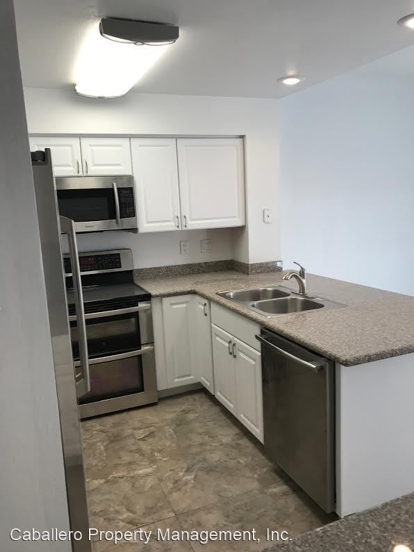 Foto del edificio - 2 br, 2.5 bath House - 7756 S Rita Lane 21...