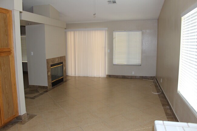 Foto del edificio - 3558 Brabham Ave