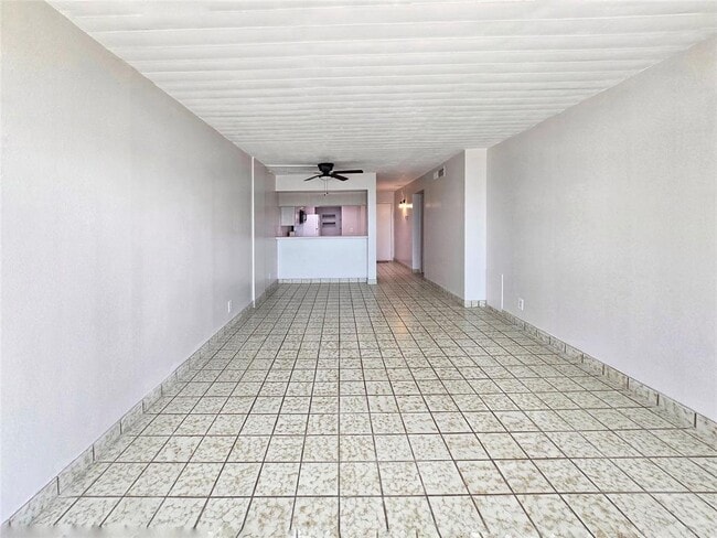Building Photo - 7310 Seawall Blvd