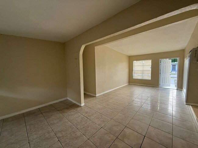 Foto del edificio - 3-2 House