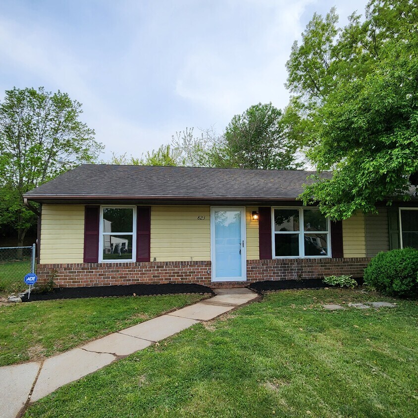 823 Johahn Dr, Westminster, MD 21158 Townhome Rentals in Westminster