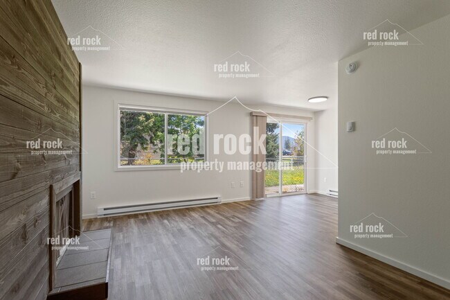 Building Photo - 3901 W Spiers Ave