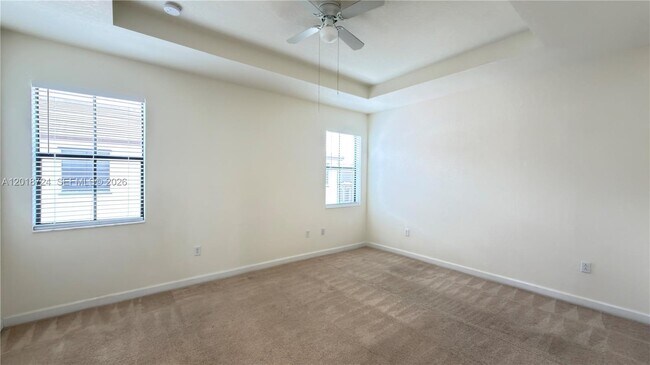 Foto del edificio - 3342 W 104th Terrace