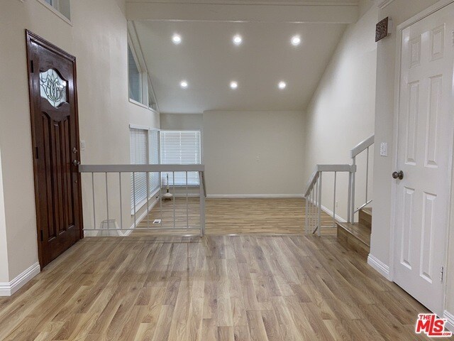 Building Photo - 10227 Autumn Leaf Cir