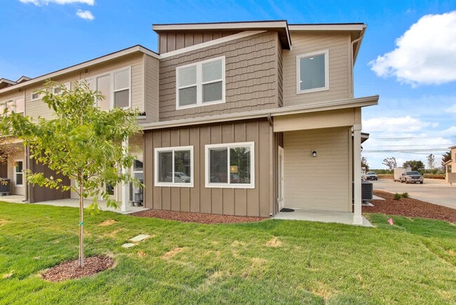 Building Photo - 5553 E Bollo St