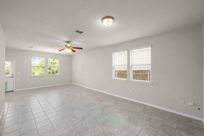 Building Photo - 383 Eagle Brook Ln