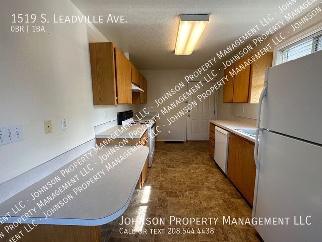 Building Photo - 1519 S Leadville Ave