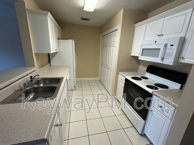 Foto del edificio - 314 Caldwell Cir