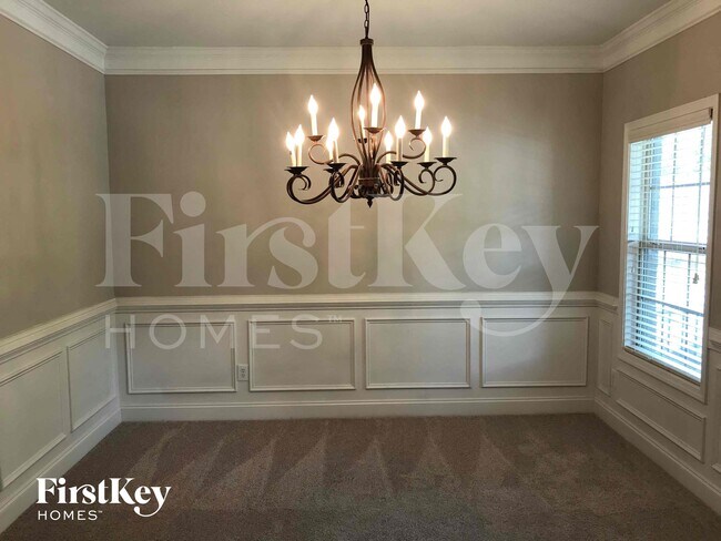 Foto del edificio - 531 Garden View Ct