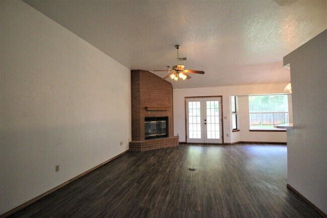 Building Photo - Great 3 Bed, 2 Bath Home in Edmond