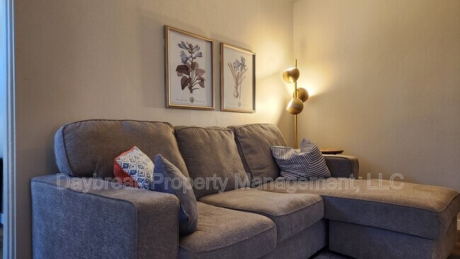 Foto del edificio - 1258 10th St N