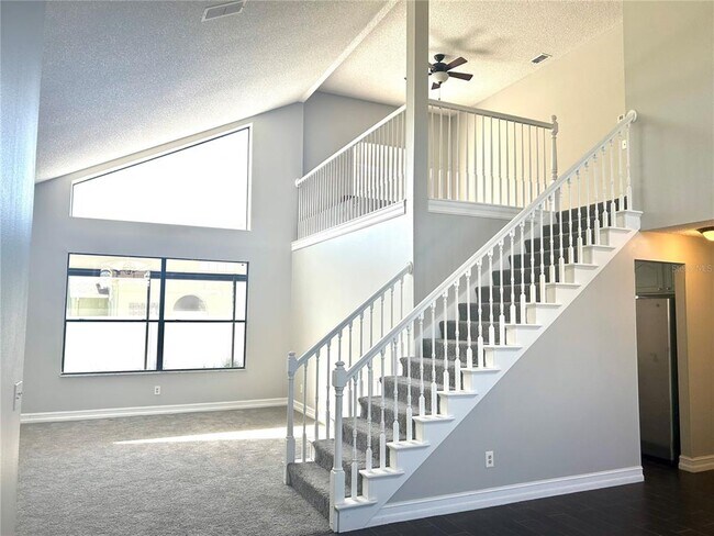 Foto del edificio - 409 Lytton Cir