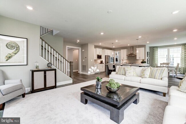 Foto del edificio - 10348 Puccini Ln