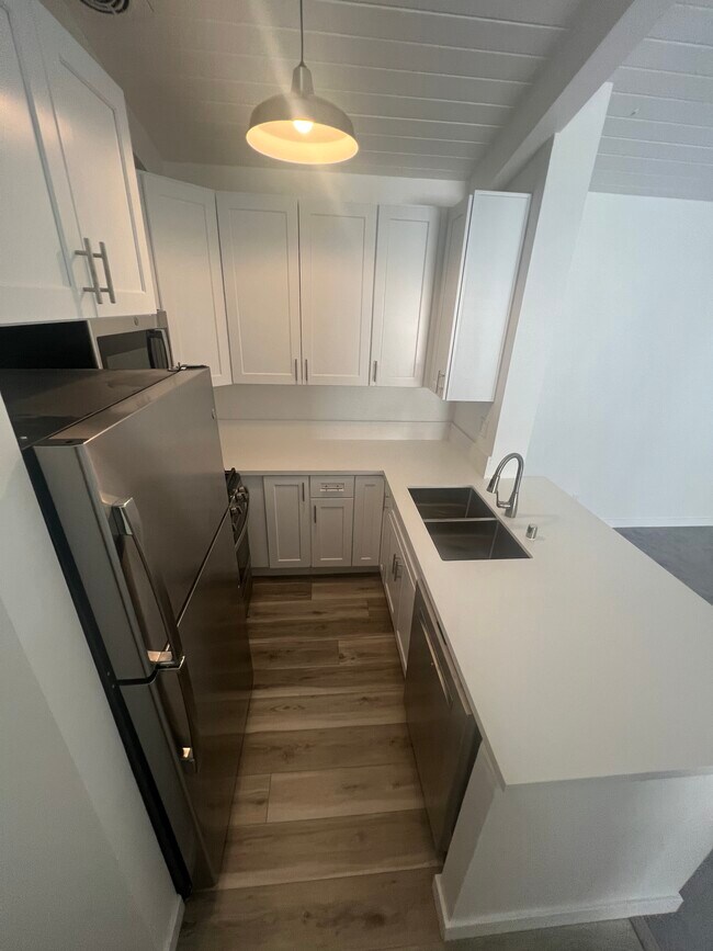 Foto del edificio - 6355 Green Valley Cir