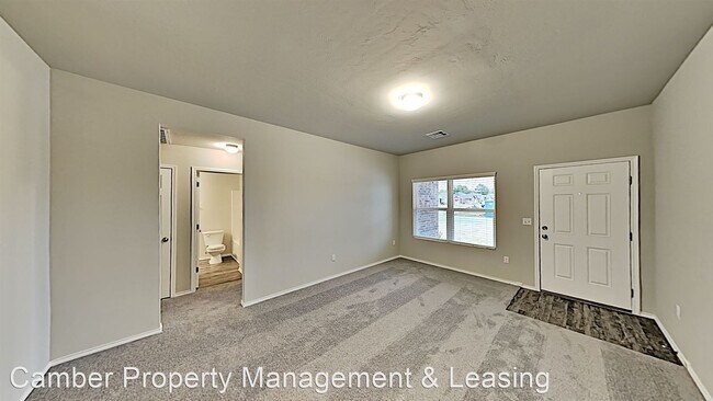 Building Photo - 3 br, 2 bath House - 1906 Oak Tree Court