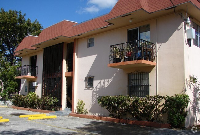 Foto del edificio - 1015 NW 45th Ave
