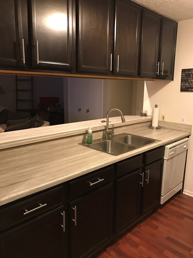 8619 Scenicview Dr Unit 202, Broadview Heights, OH 44147 Condo for