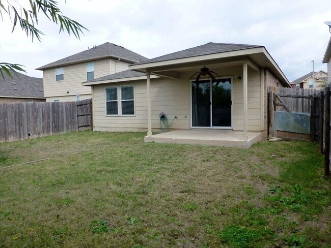 Building Photo - 3505 Bach Dr