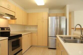 Building Photo - 95-1079 Koolani Dr