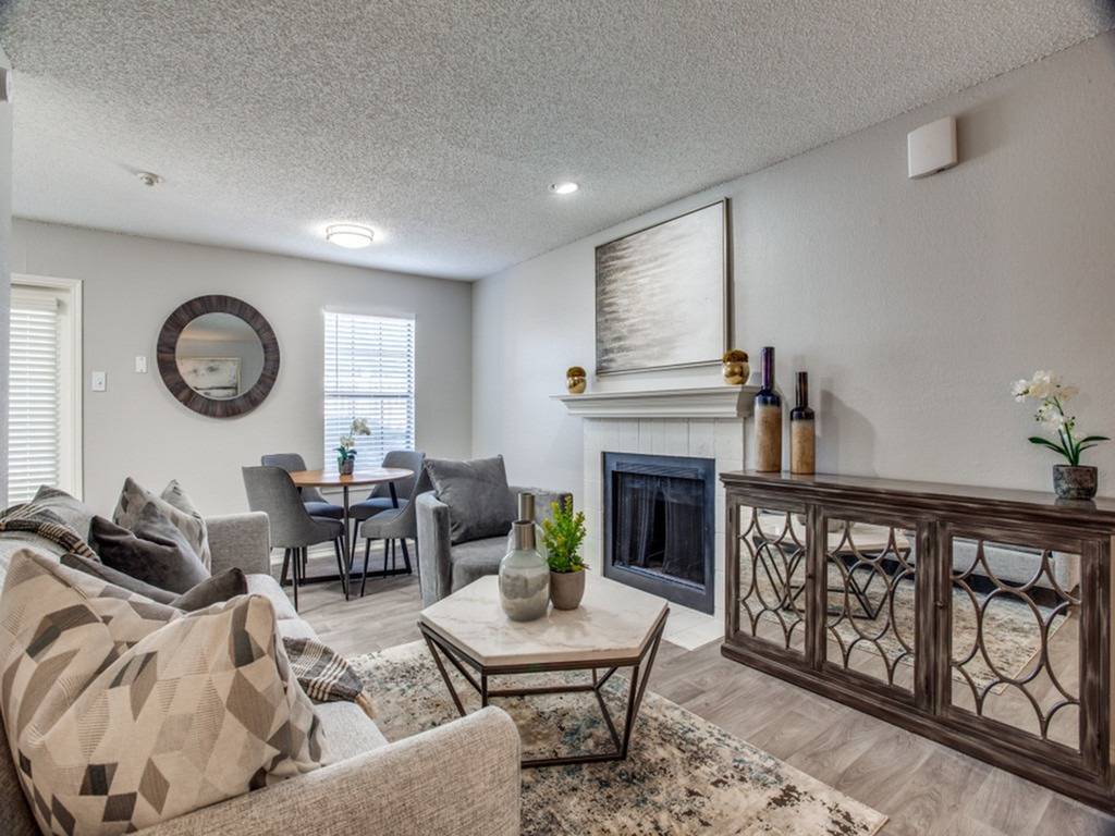 Elliot Pioneer Apartments 2105 Cottonwood Club Rd Arlington, TX