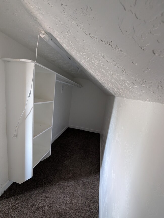 Building Photo - 228 W 100 N