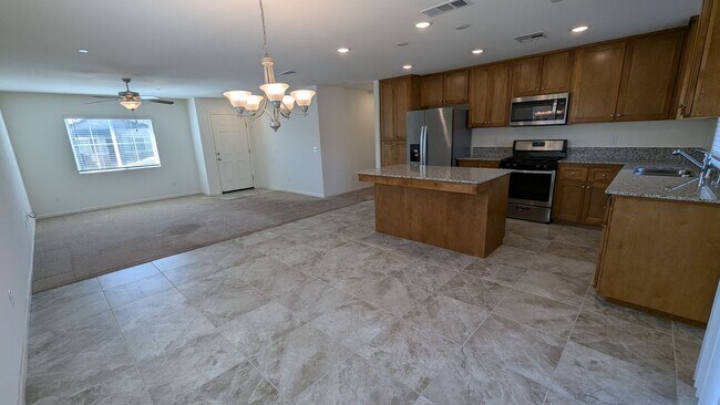 Foto del edificio - Beautiful 3 Bedroom 2 Bath Home in Cambria Estates