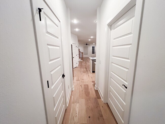 Foto del edificio - 1430 E Huntsville Rd
