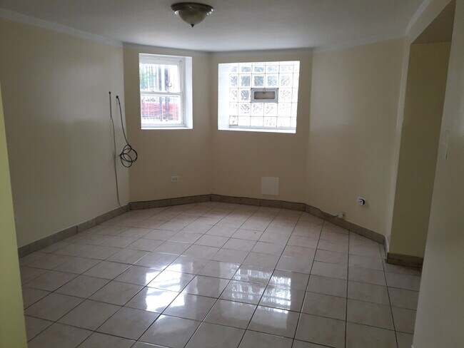 Foto del edificio - 3822 W Monroe St