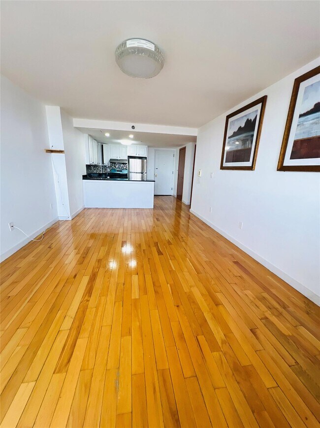 Foto del edificio - 133-38 Sanford Ave