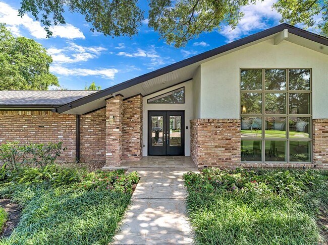 Building Photo - 11214 Montebello Ct