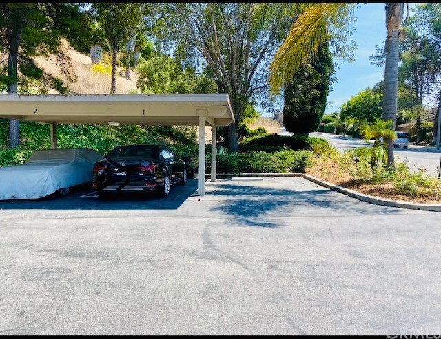Building Photo - 23821 Hillhurst Dr