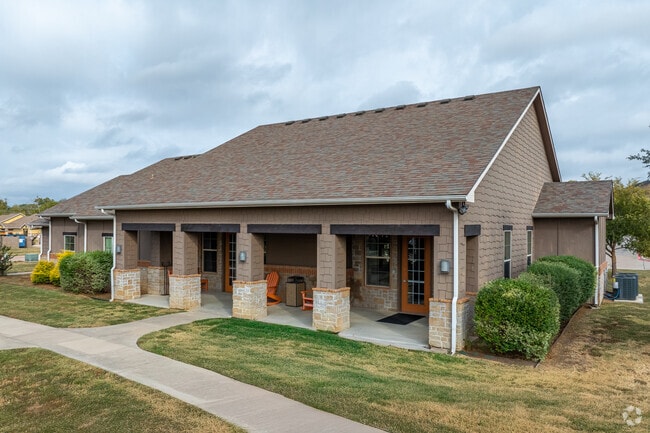 Oficina de arrendamiento - Stoneleaf at Fairfield