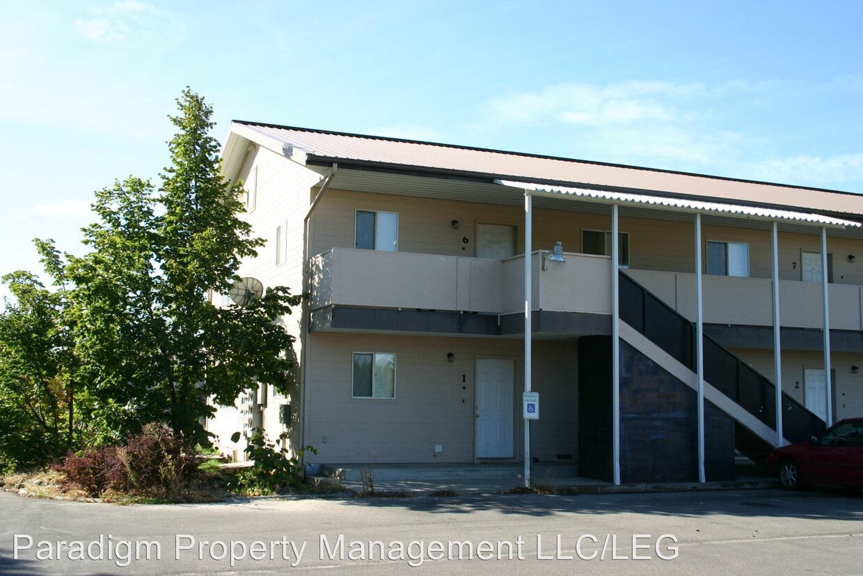 Primary Photo - 551 N Moffatt Ave